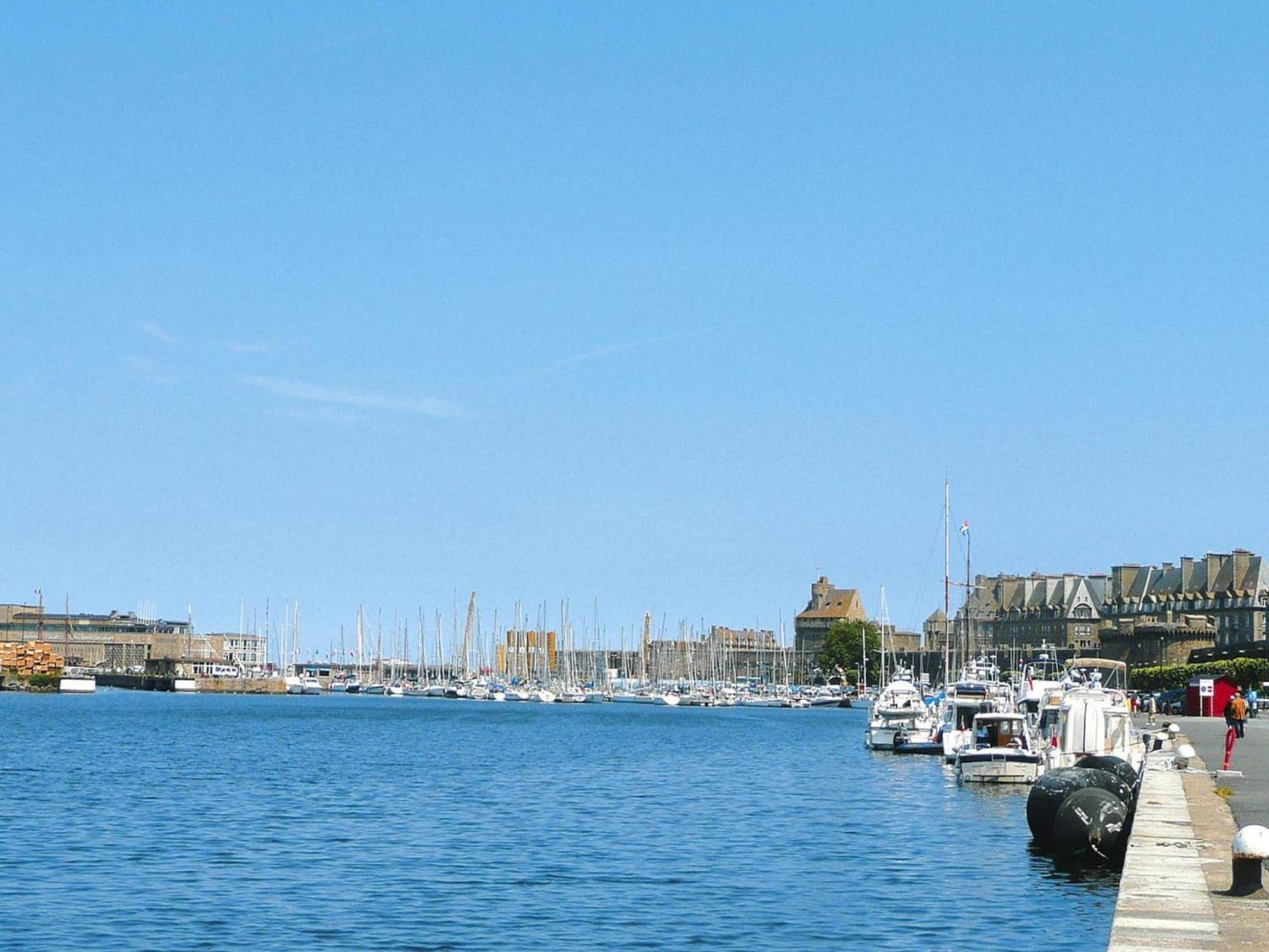 Apartment, St Malo Сен-Мало Экстерьер фото